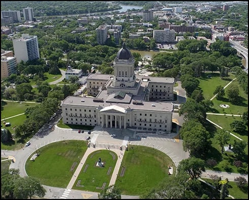 Šarlenės regėjimas Nr. 357 - Demonų kova už Kanadą - Vinipegas, Manitoba / Auksinis berniukas nuvirsta / Masonų darbai Manitobos Įstatymų leidybos pastate